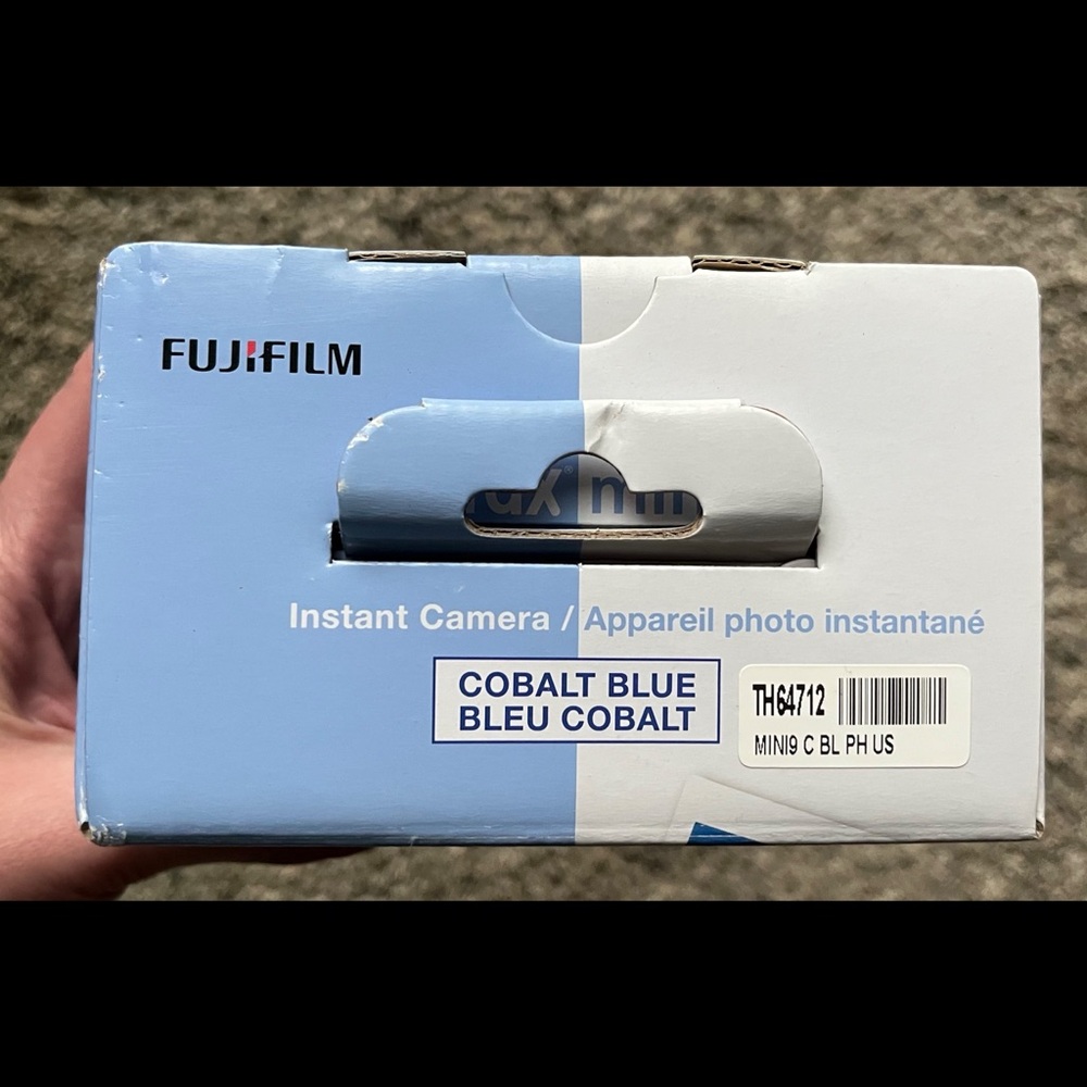 BNIB Fujifilm Instax Mini 9 Instant Camera - Cobalt Blue - Picture 2 of 6